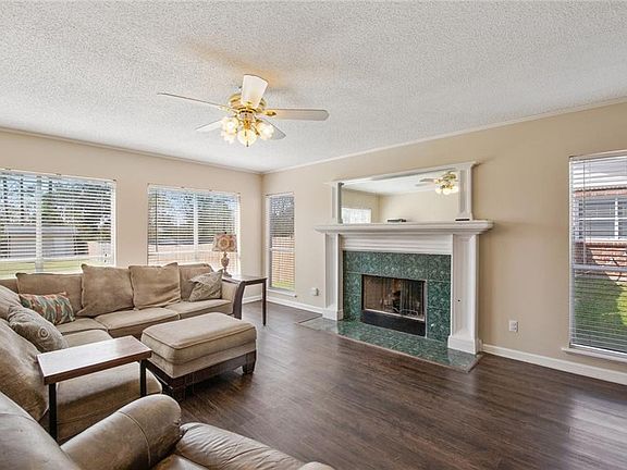 5th image of 421 Spartan Loop Dr