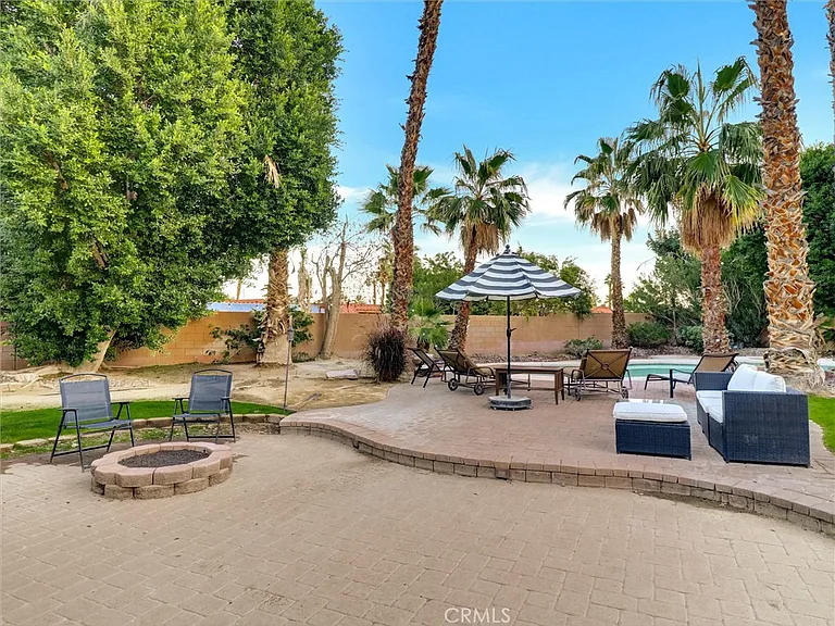 76871 Castle Ct — Photo 35