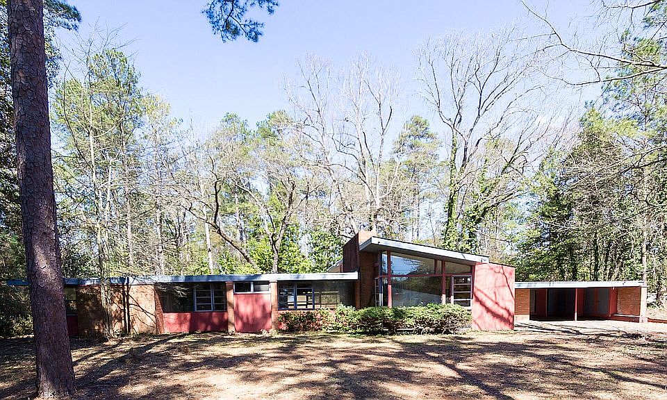 2nd image of 2614 Morganton Rd
