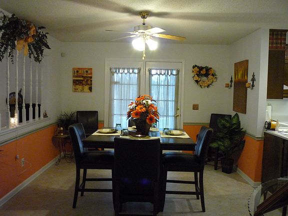 4th image of 536 Saint Andrews Cir