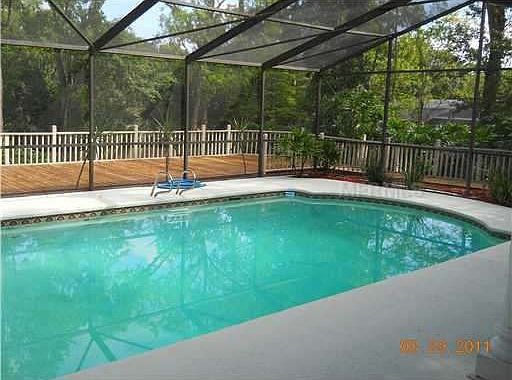 3rd image of 108 Knollcrest Dr