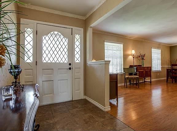 3rd image of 7415 Dalewood Ln