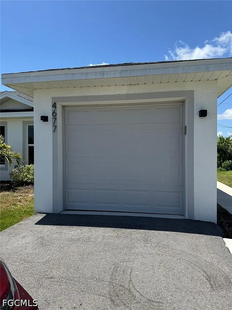 3 bed, 2.0 bath, 1200 sqft, $1,850 — Photo 1