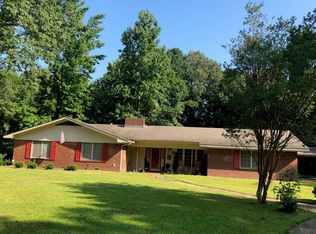 77 Azalea Dr, Columbus, MS 39705
