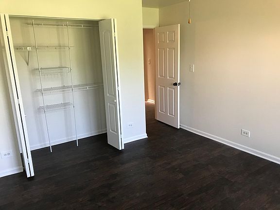 5th image of 1751 Ranchview Dr