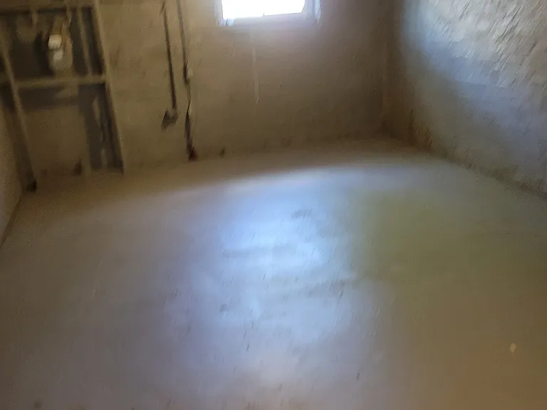 3419 Esther Pl — Photo 10