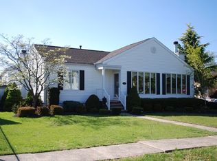 331 N 10th Ave, Manville, NJ 08835