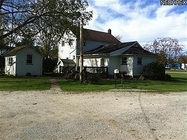 2nd image of 296 W Main St