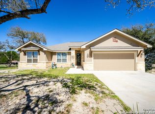 1980 Cottonwood Rd, Fischer, TX 78623
