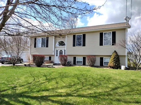 18 Alder Lane, Bangor, ME 04401