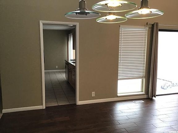 3rd image of 1637 E Saint James Pl #77B