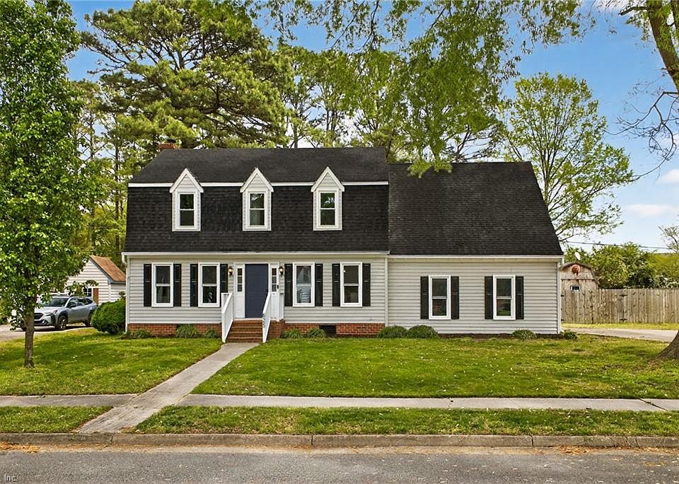 1st image of 625 Montebello Cir