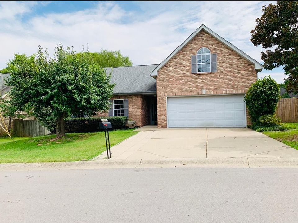 1st image of 337 Roslyn Ct
