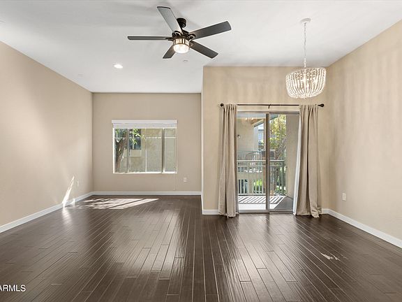 3rd image of 815 E ROSE Lane #102