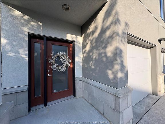 2nd image of 550 Sandison St #71