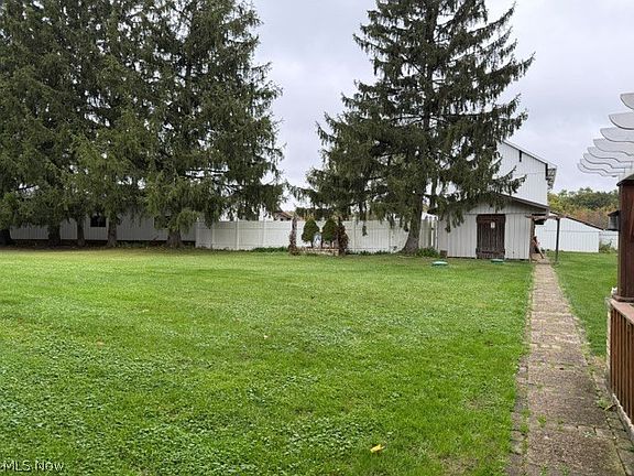 3rd image of 3541 Foskett Rd