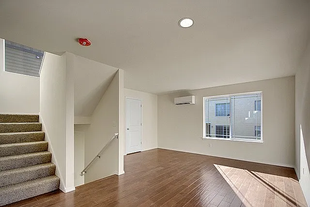 1153 N 92nd St — Photo 7