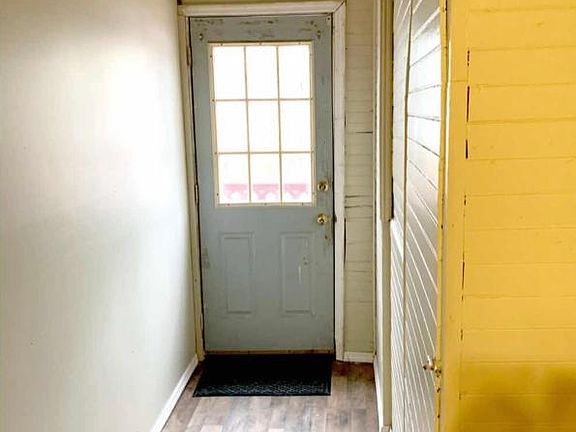 2nd image of 21 Slingerland St #1
