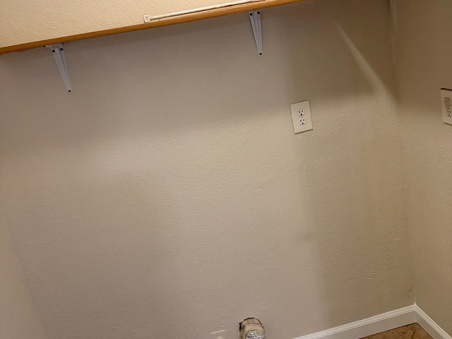 1 bed, $1,300 — Photo 3