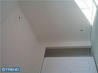 4th image of 20 Barnard Ave