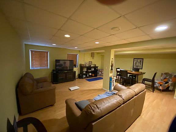 3rd image of 2309 Stoughton Dr