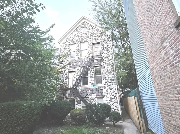 2243 S Sawyer Ave #3, Chicago, IL 60623