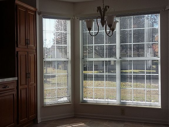 5th image of 2408 Warbler Ct