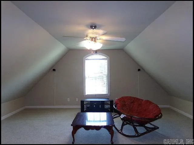 31 Bristol Ct — Photo 20