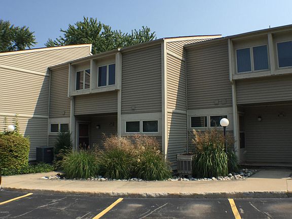 2nd image of 260 Black River St APT D