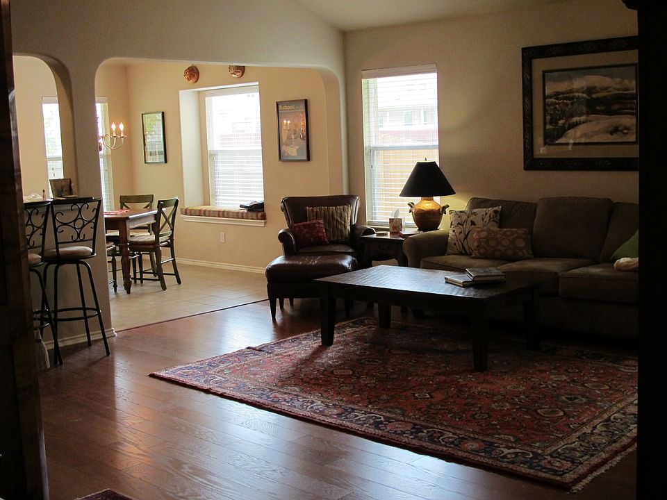 2nd image of 11204 Mc Kinney Spring Dr