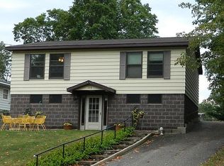 1913 Bancroft St, Marquette, MI 49855