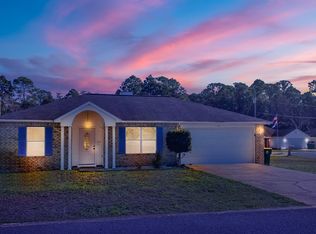 68 Stowe Rd, Mary Esther, FL 32569