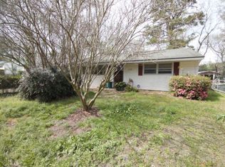 1110 Mount Batten Dr, Hanahan, SC 29410