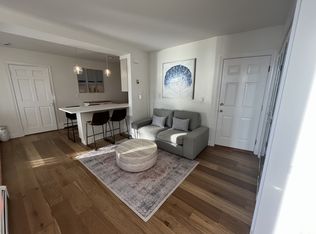 58 Washington St UNIT 3, Newport, RI 02840