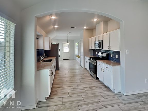 2nd image of 6910 Spring Vale Dr