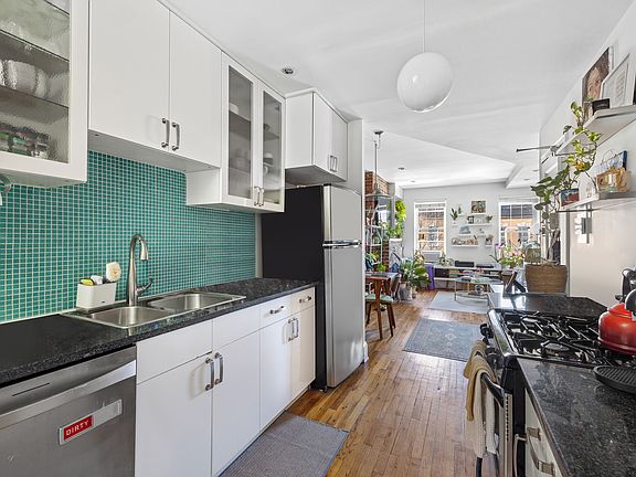 5th image of 261 Prospect Park W APT 3R