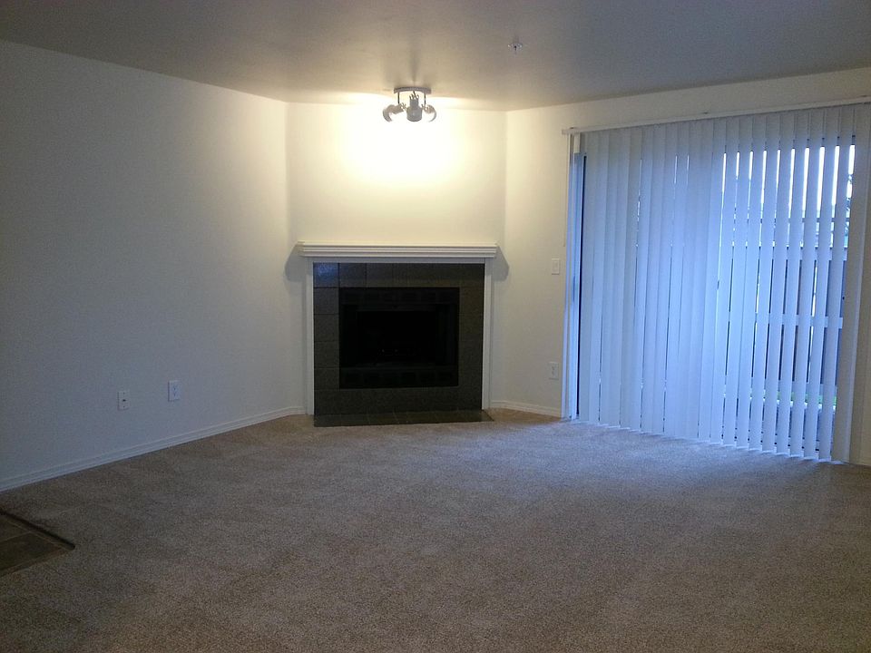1st image of 18780 NE 61st Way #Ii2070