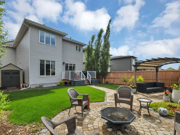 5426 66th St, Beaumont, AB T4X 2X6