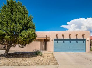 10008 Calabacillas Ct NW, Albuquerque, NM 87114