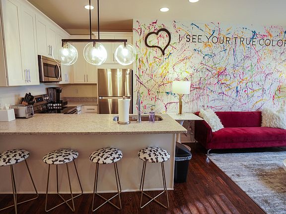 5th image of 2 Hart St APT 8
