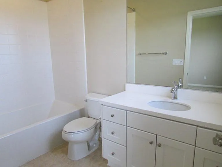 123 Thornhurst — Photo 16