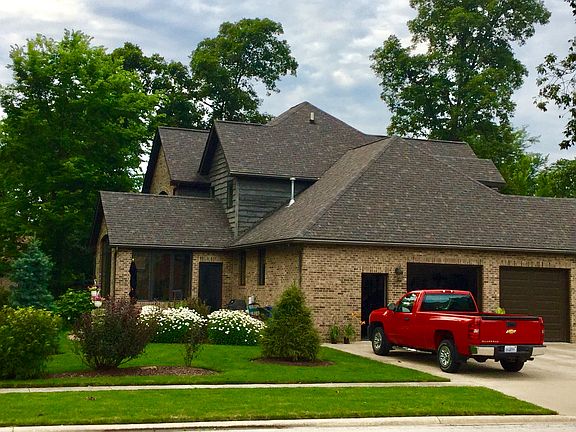 3rd image of 1014 Wooded Crest Dr