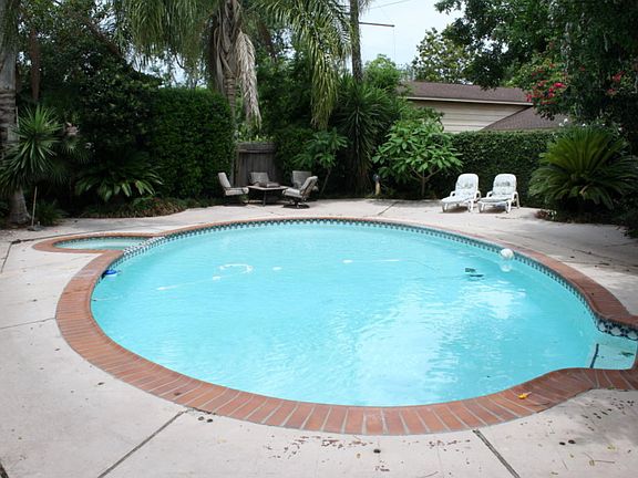 4th image of 3318 Plum Brook Ln