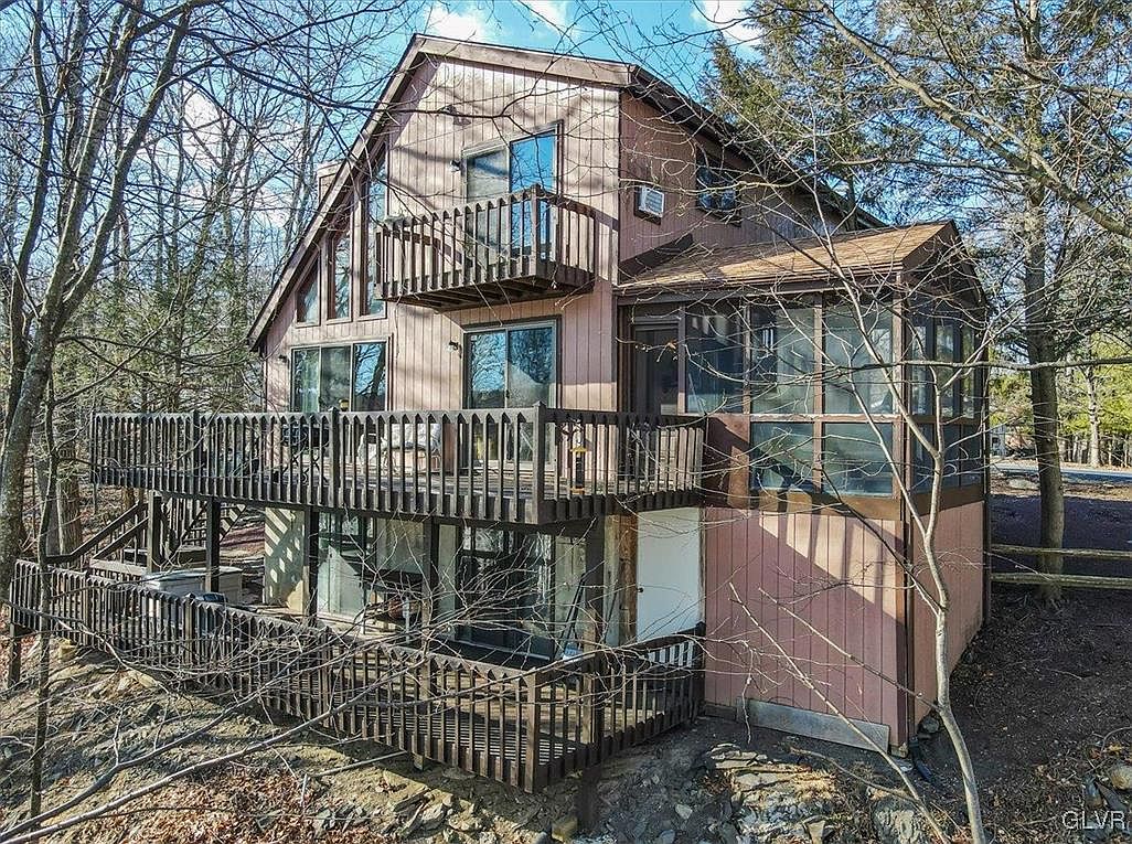 228 Overlook Dr, East Stroudsburg, PA 18301 | Zillow