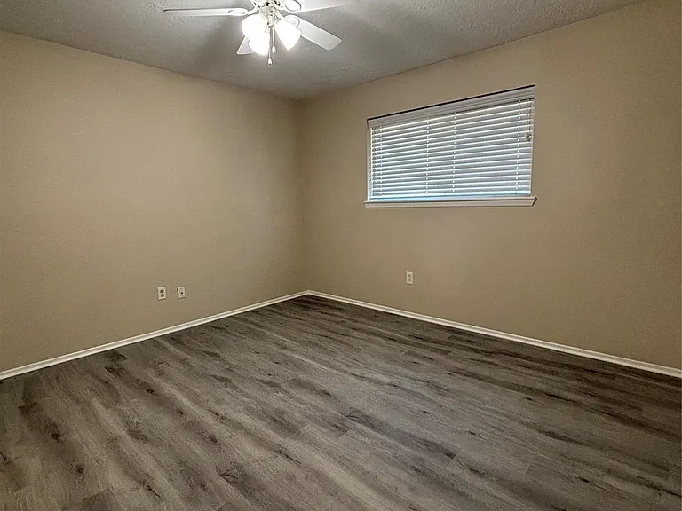 409 Bellmar Ln — Photo 5
