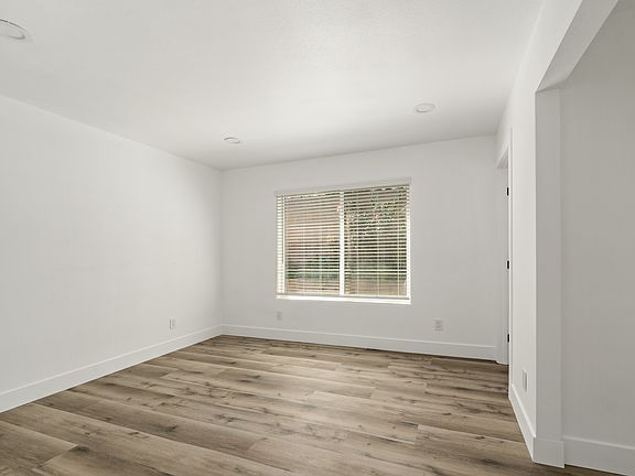 5th image of 14350 Coolbank Dr