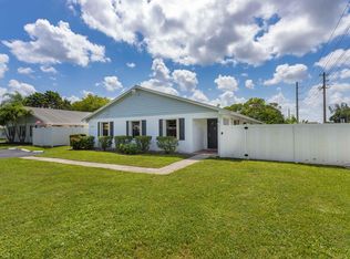 4386 Walden Cir, Lake Worth, FL 33463