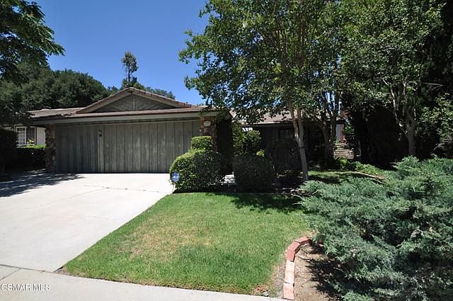 1st image of 23533 Heather Knolls Pl