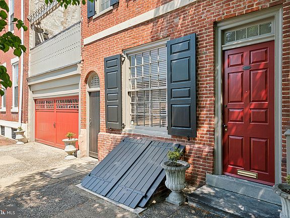 2nd image of 423-25 Vine St
