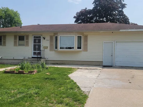 502 18th Ave, Charles City, IA 50616
